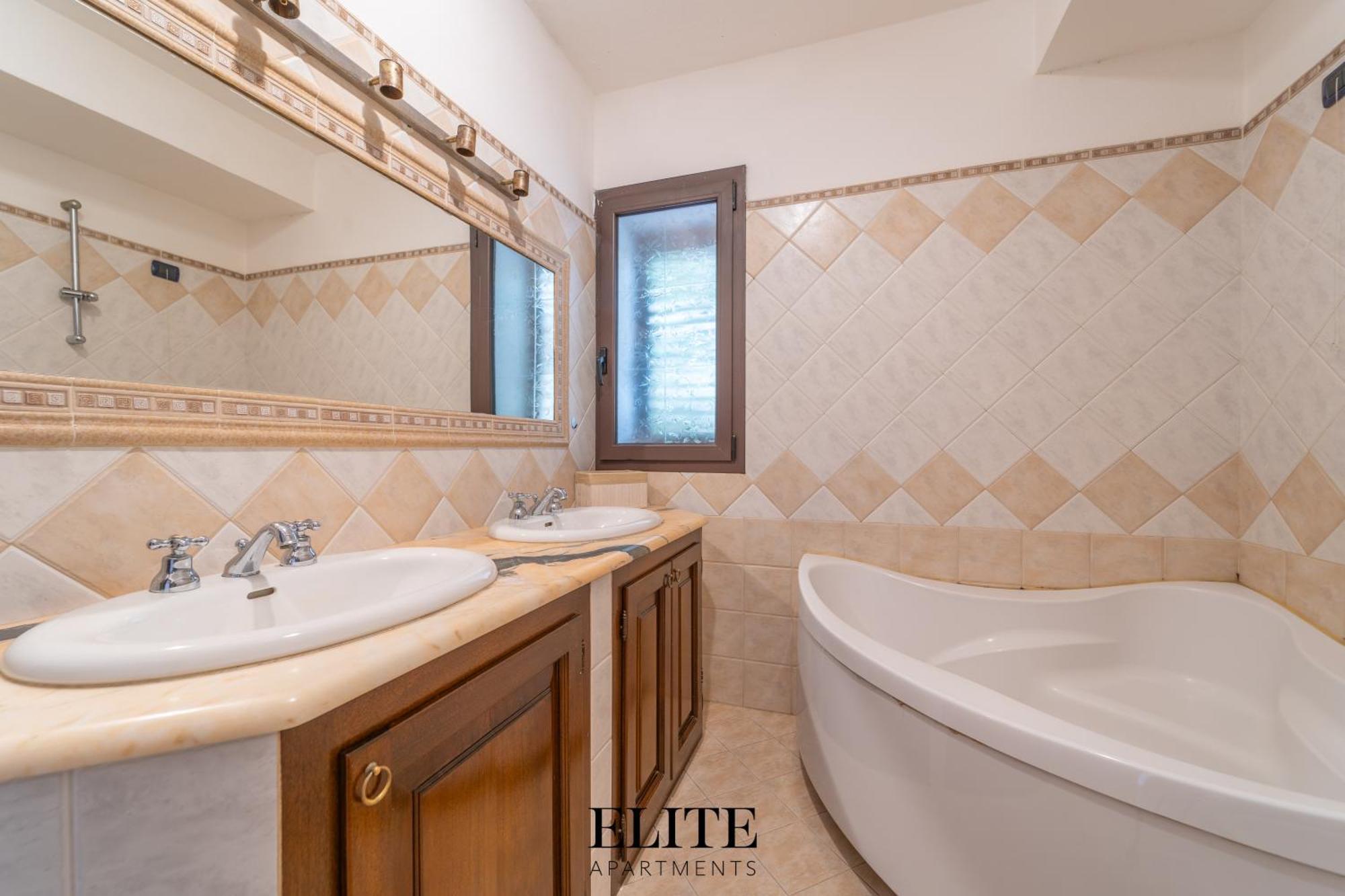 B&B My Home Al Centro Di Olbia Eksteriør billede