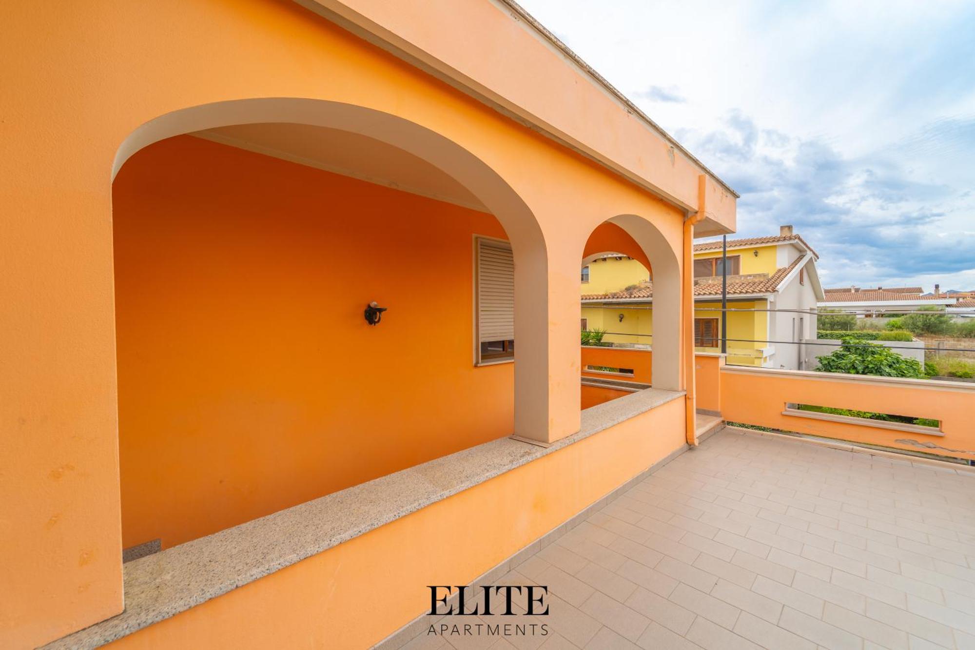 B&B My Home Al Centro Di Olbia Eksteriør billede